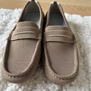 Rothy’s The Driver in Latte Size 5.5 Like New - Worn twice